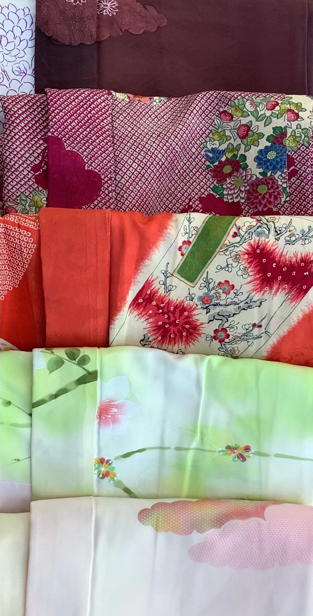 110-HAORI-5: Special Lot of 5 Vintage Silk,Silk Blend, Mock Silk Japanese Haori Coats