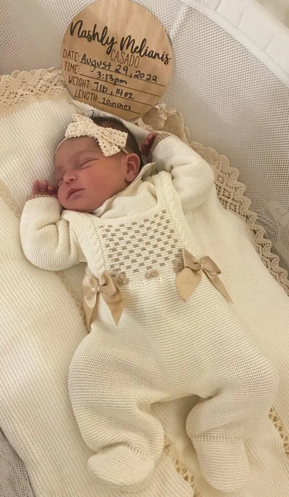 Honeycomb Pattern knit Romper Knitted Set With Doble Bow in Ivory and Ochre