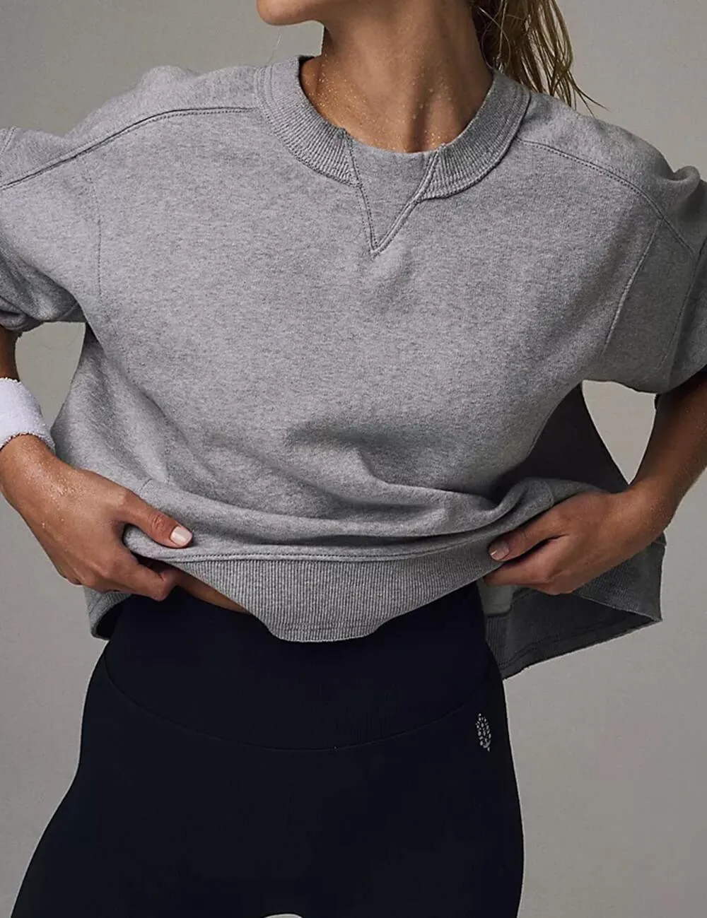 Ladies Solid Color Cropped Pullover SKT523