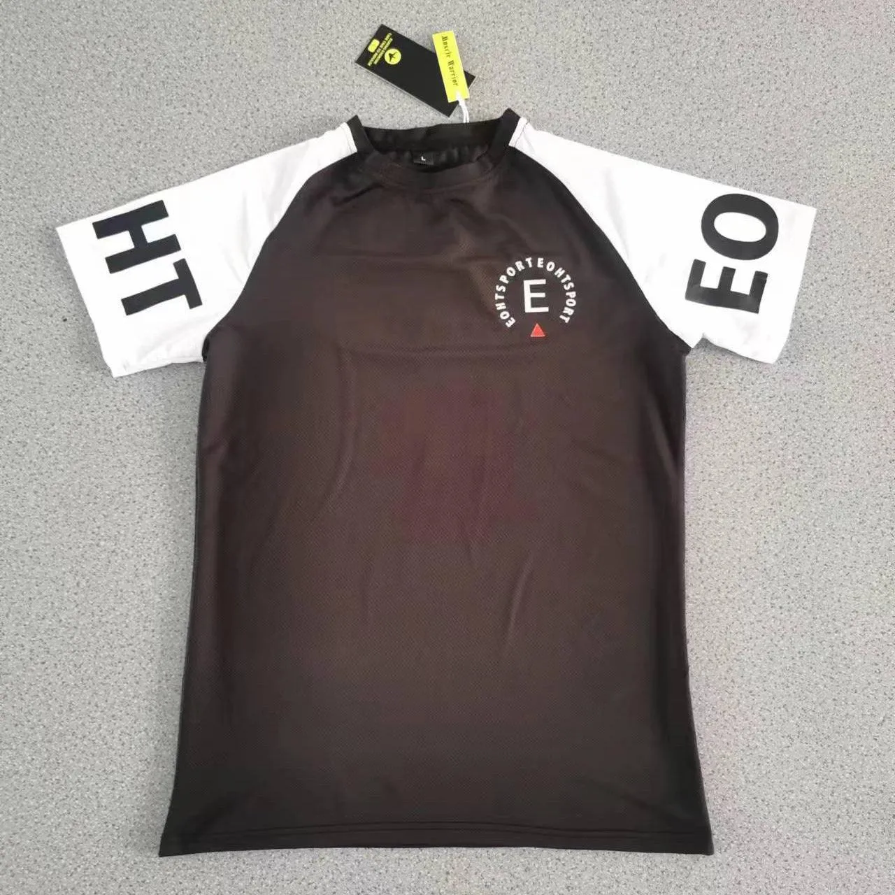 Men's Ice-Cool Quick-Dry Fitness Tee: Slim Fit & Stretch Comfort