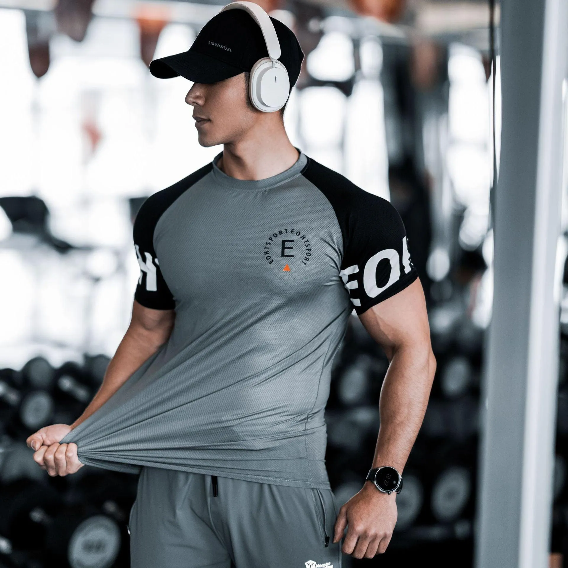 Men's Ice-Cool Quick-Dry Fitness Tee: Slim Fit & Stretch Comfort